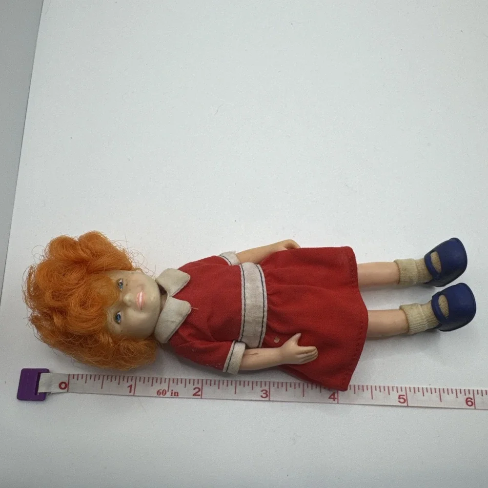 Vintage The World Of Annie 1982 Little Orphan Annie 6
